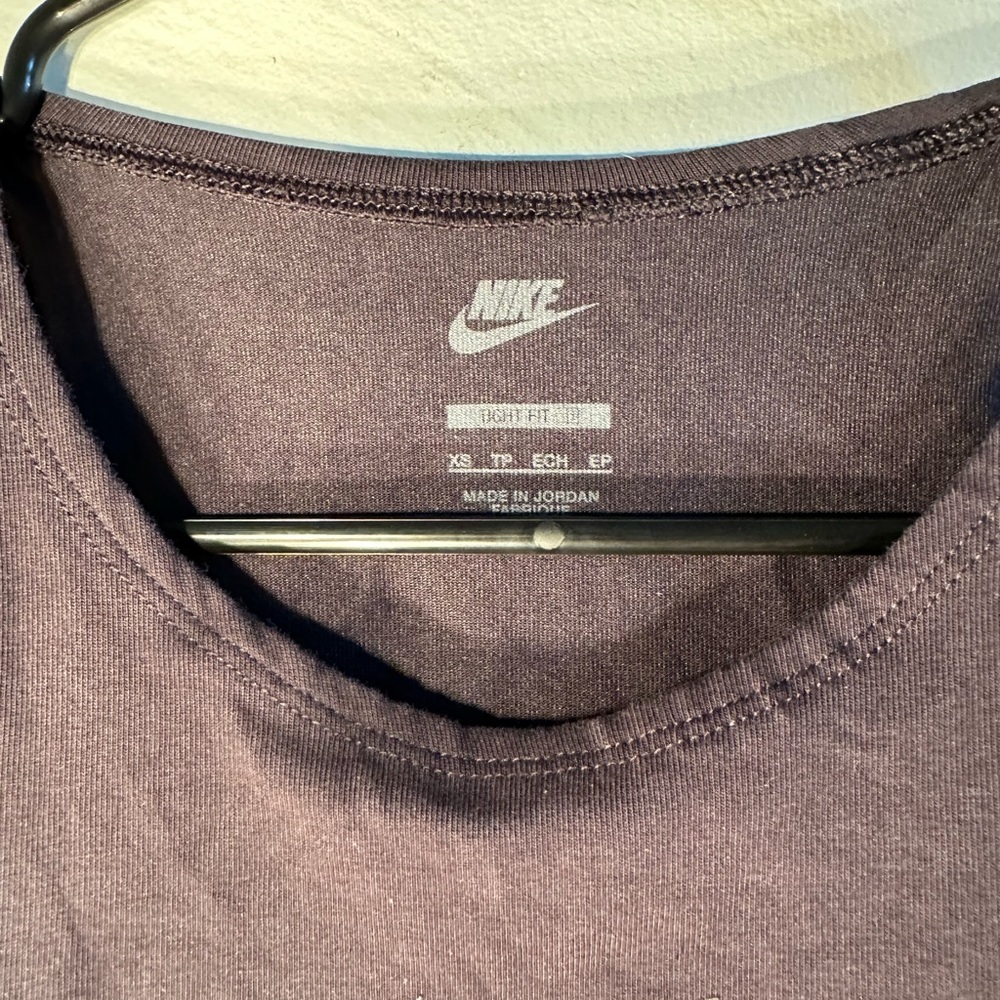 Nike Sportswear Women's Crop Top - Picture 4 of 4